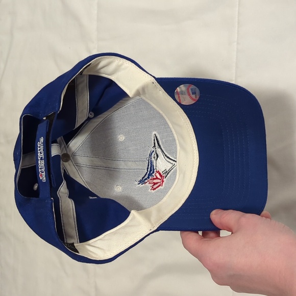 Toronto Blue Jays Hat - Picture 3 of 4